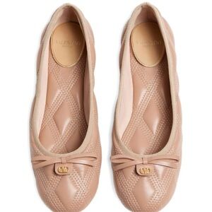 Valentino Garavani Quiltie 67 Ballet Flats IT 37 Women In Pink Floor Sample.